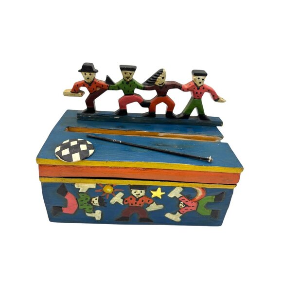 Vintage Handmade Wood carved Box with Dancing Figures Chupak Folk Art 1996 - Picture 2 of 16